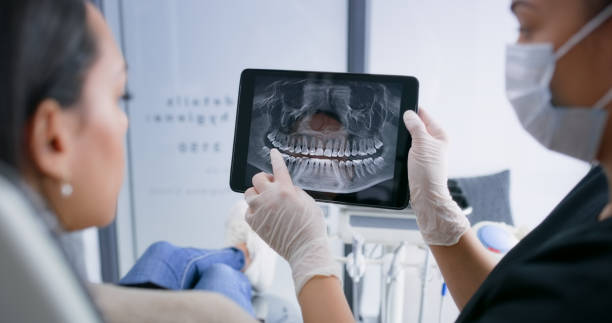 Licensed Tooth Extraction service in San Felipe, TX - Smile Center Dentistry